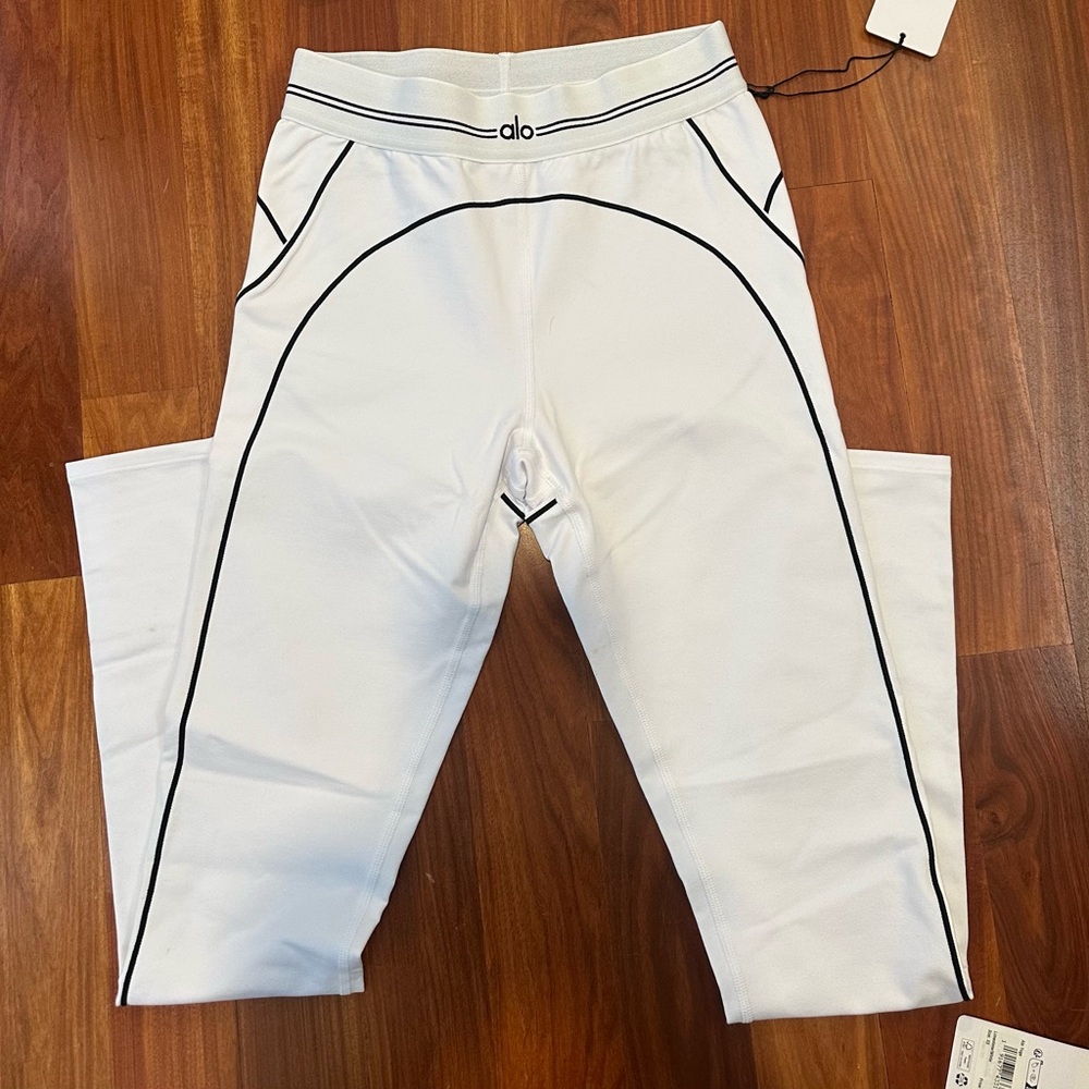 Alo White and Black Airbrush Legging